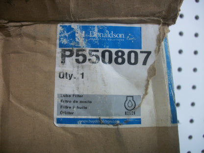 DONALDSON OIL LUBE FILTER P550807 NIB