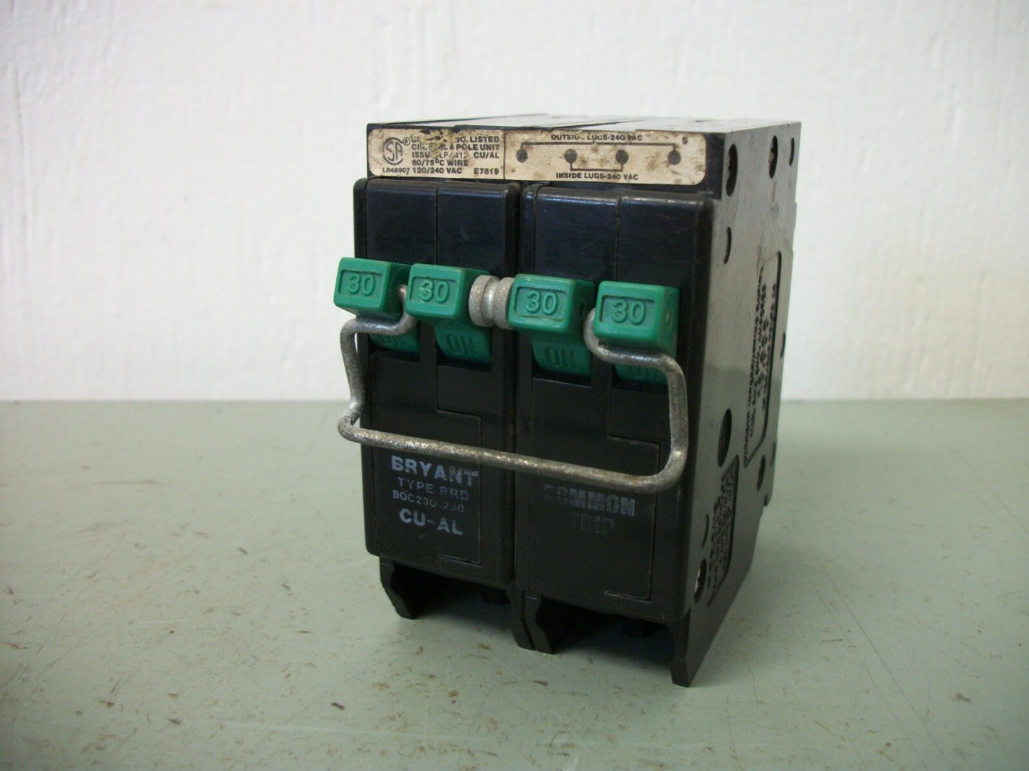 BRYANT BRD CIRCUIT BREAKER BQC230230 30/30AMP 240VOLT 2POLE