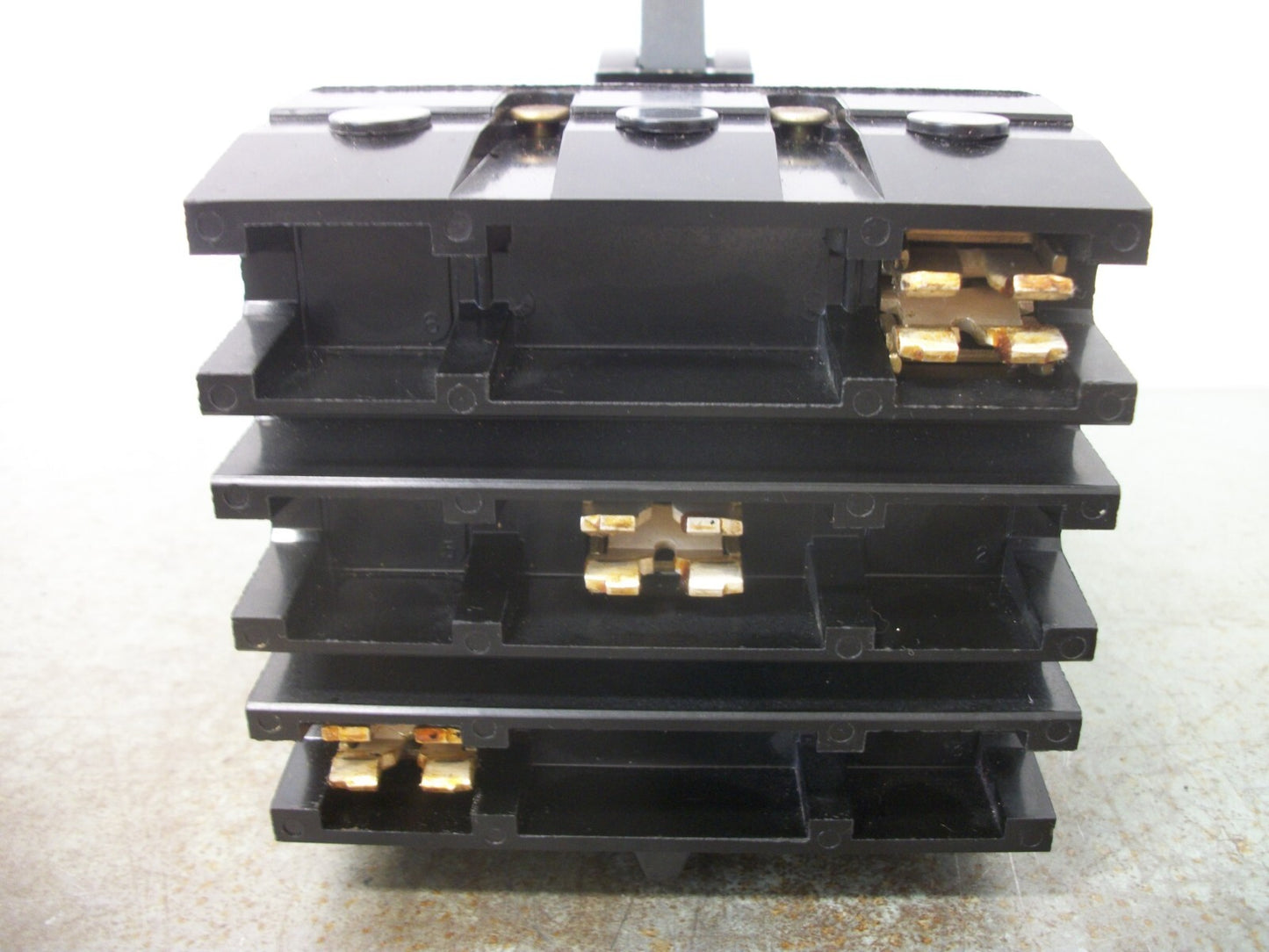 SQUARE D I-LINE FHB CIRCUIT BREAKER FHB36020 20AMP 600VOLT 3POLE BLACK