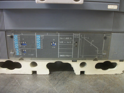 ABB SACE S6 S6N CIRCUIT BREAKER AA00494504 600AMP 600VOLT 3POLE W/SHUNT&AUX