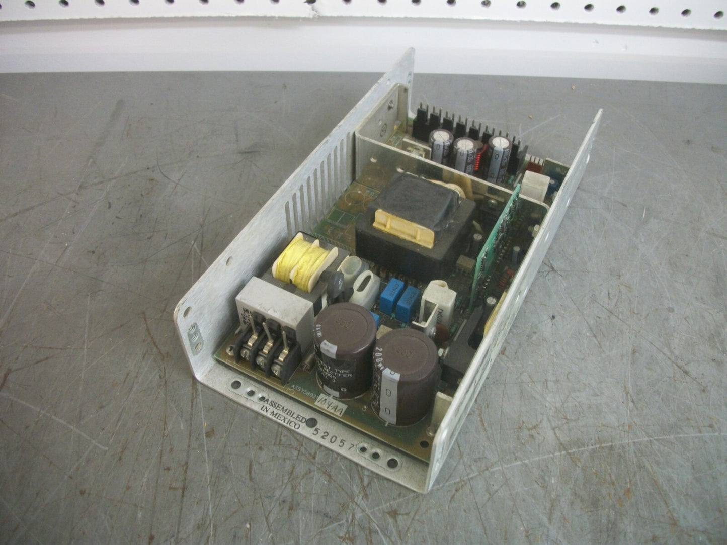 POWER-ONE DC POWER SUPPLY MAP130-1024 150WATT 28VDC 5.40AMP