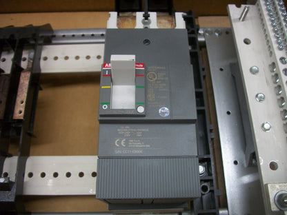 GE RELIAGEAR PANELBOARD INTERIOR AQF1242AB 225A 120/240V 1PH 200A MAIN NIB