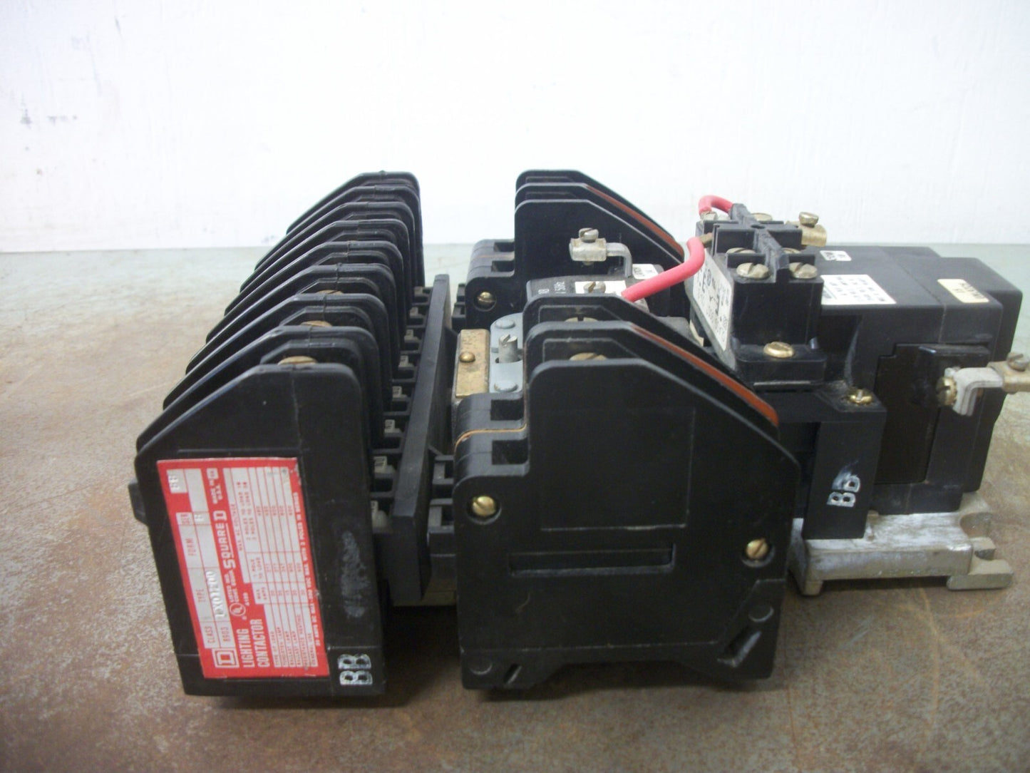 SQUARE D 30AMP 12POLE LIGHTING CONTACTOR 8903LX01200 120VCOIL