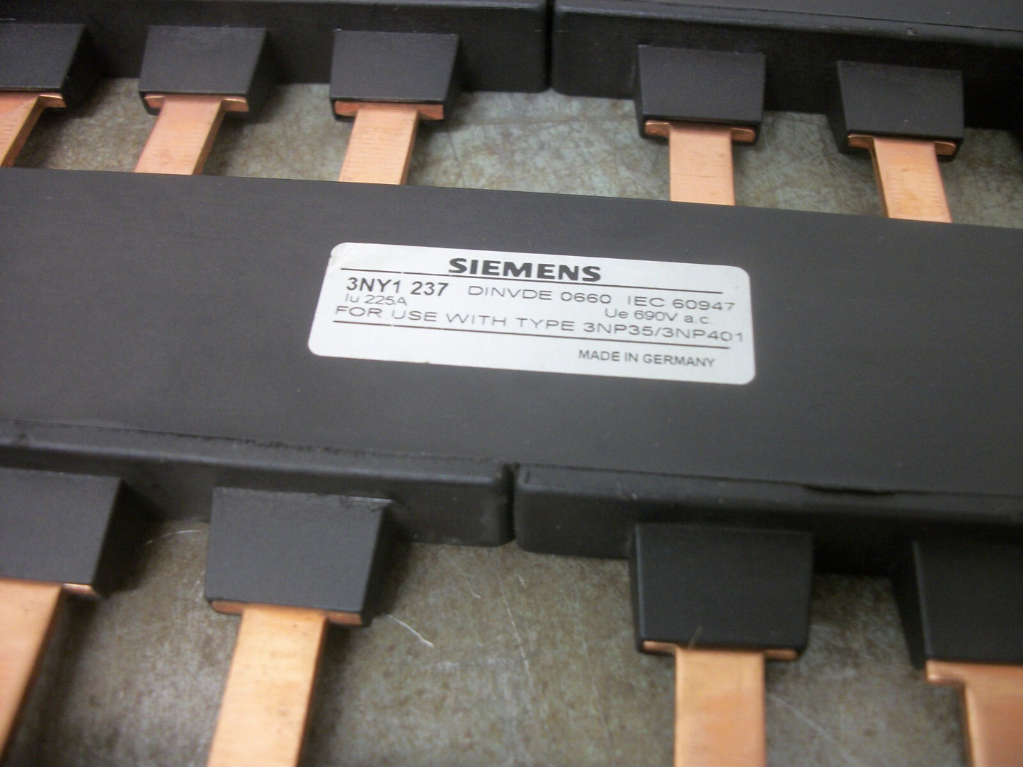SIEMENS LOT OF 6 BUSS BAR JUMPERS 3NY1 237 225AMP 690VOLT