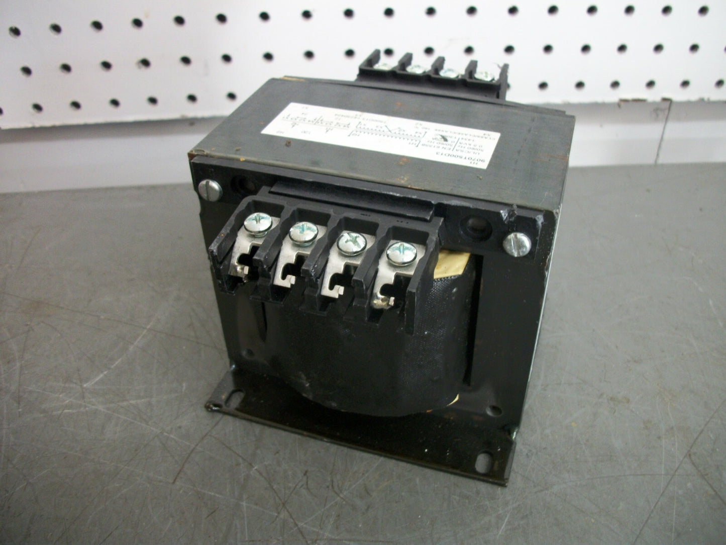 SQUARE D 0.5KVA 1PH TRANSFORMER 9070T500D13 HV 120 LV 12/24