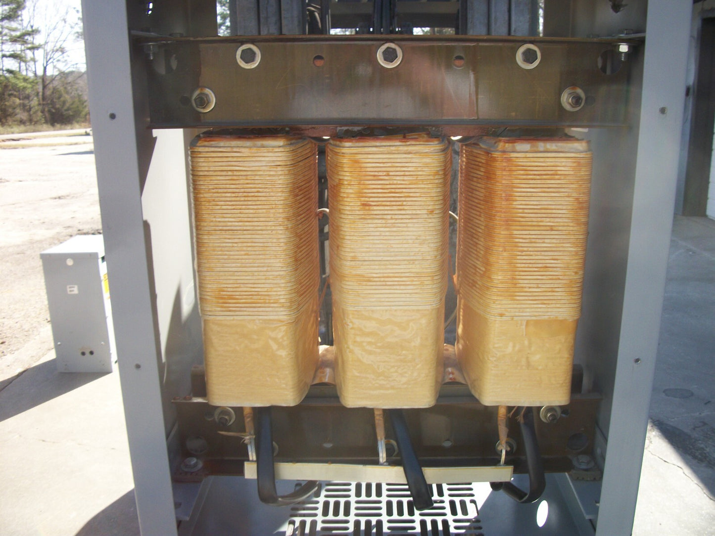 WESTINGHOUSE 27KVA 3PH TRANSFORMER MD27E92 HV 460D LV 460Y/266