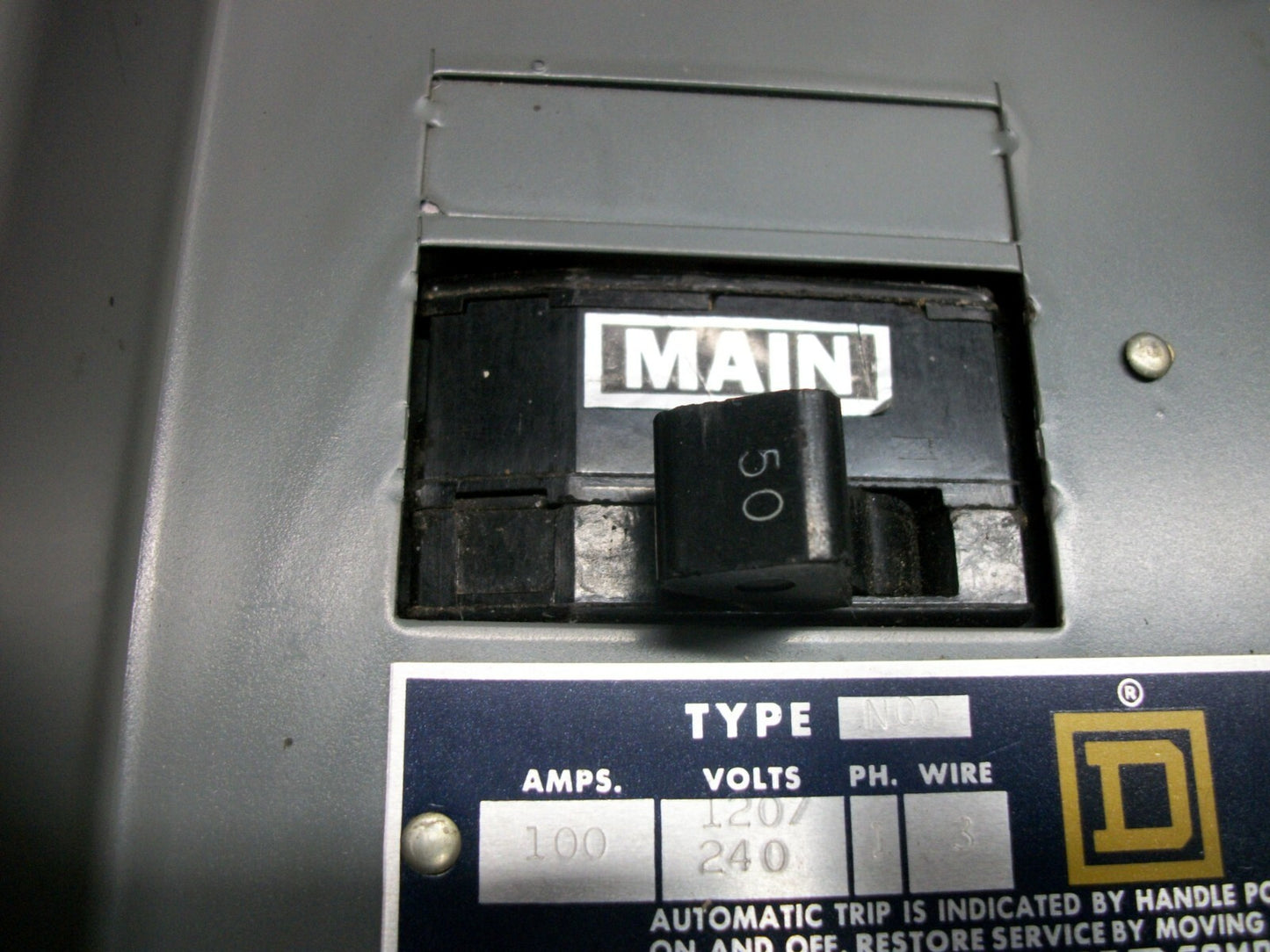 SQUARE D NQO LOAD CENTER PANELBOARD NQO446042 100AMP 120/240VOLT 1PH 3W 50A MAIN