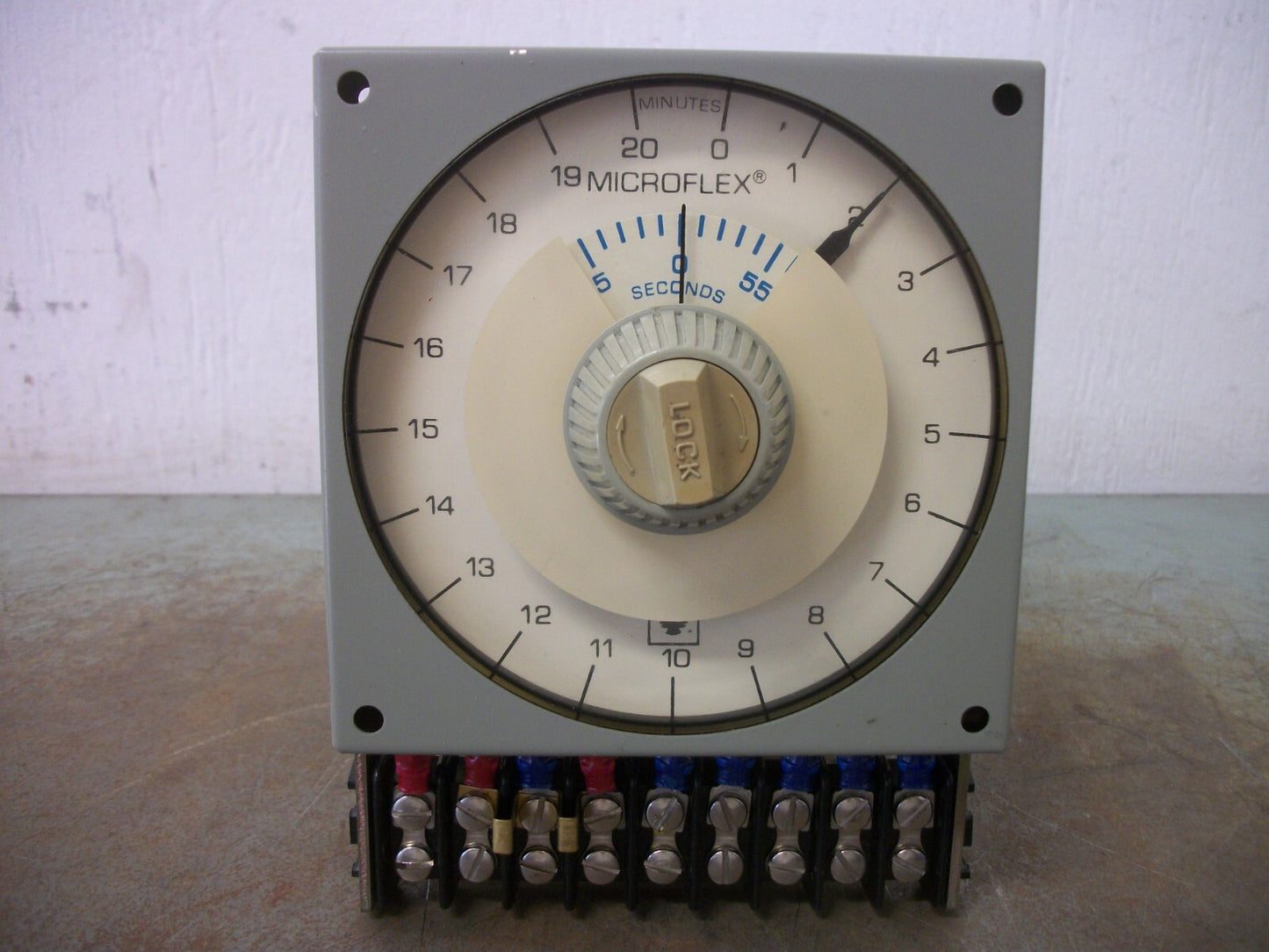 EAGLE SIGNAL MICROFLEX TIMER HA43A6 15AMP 120VCOIL NOB