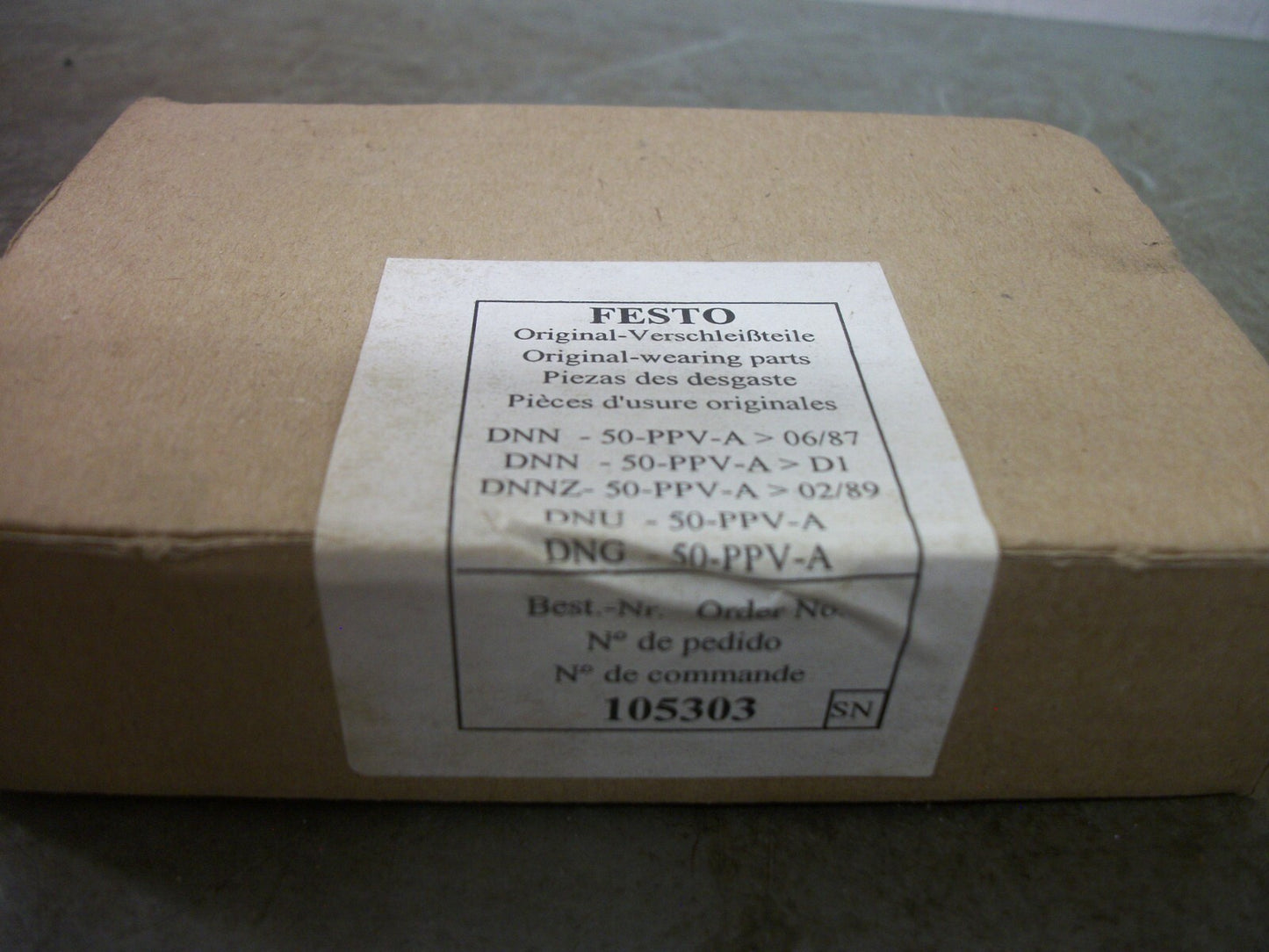 FESTO FACTORY SEALED CYLINDER PARTS REPAIR KIT 105303 NIB