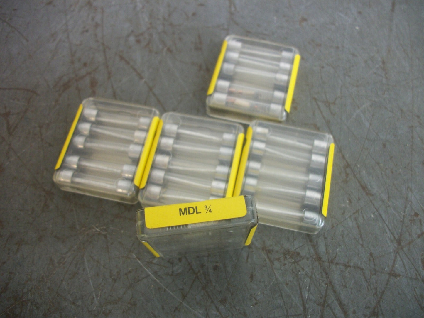 BUSSMANN LOT OF 25 CARTRIDGE FUSES MDL3/4 3/4AMP 250VOLT NEW