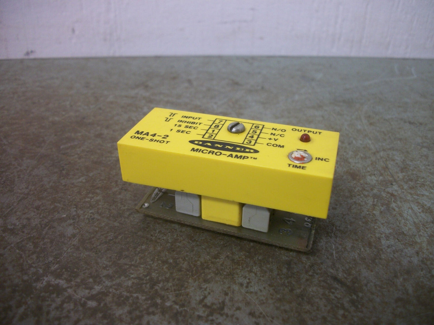 BANNER MICRO-AMP ONE SHOT PULSE LOGIC MODULE MA4-2