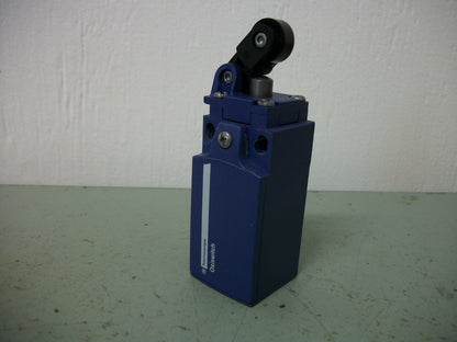 TELEMECANIQUE LIMIT SWITCH XCKN2121P20