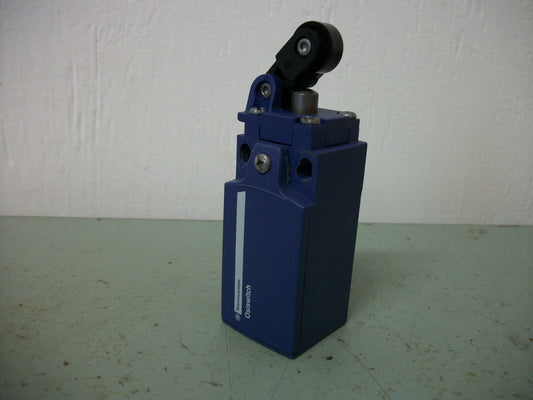 TELEMECANIQUE LIMIT SWITCH XCKN2121P20