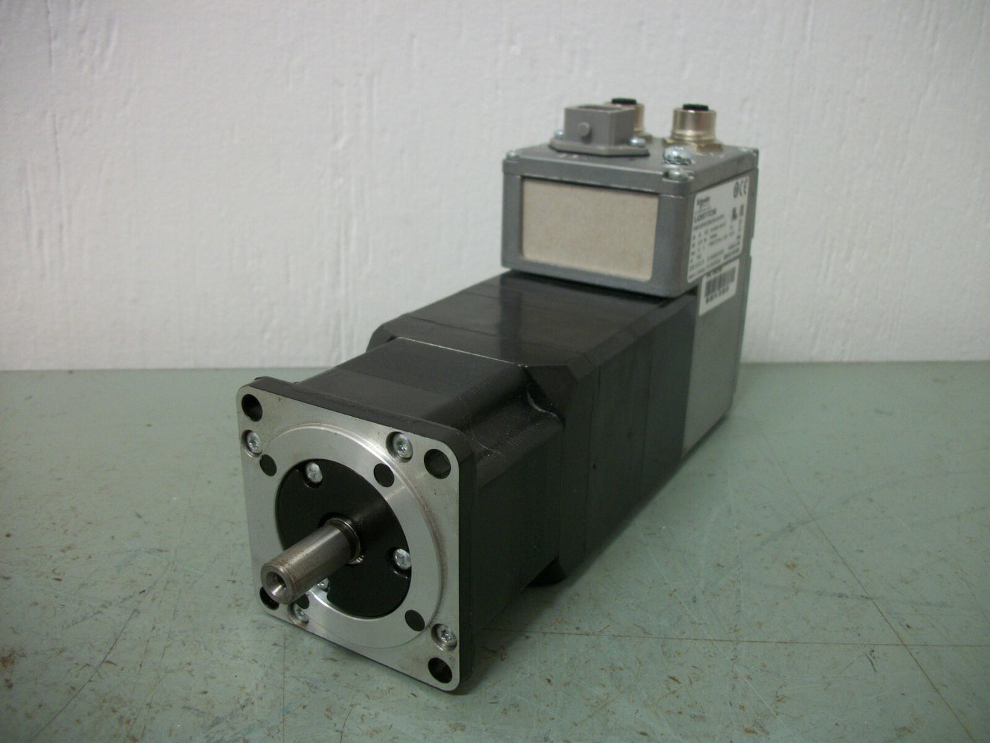 SQUARE D INTEGRATED ETHERNET/IP SERVO MOTOR ILA2K571TC2A0 48VDC 0.26Nm 7.8A NOB