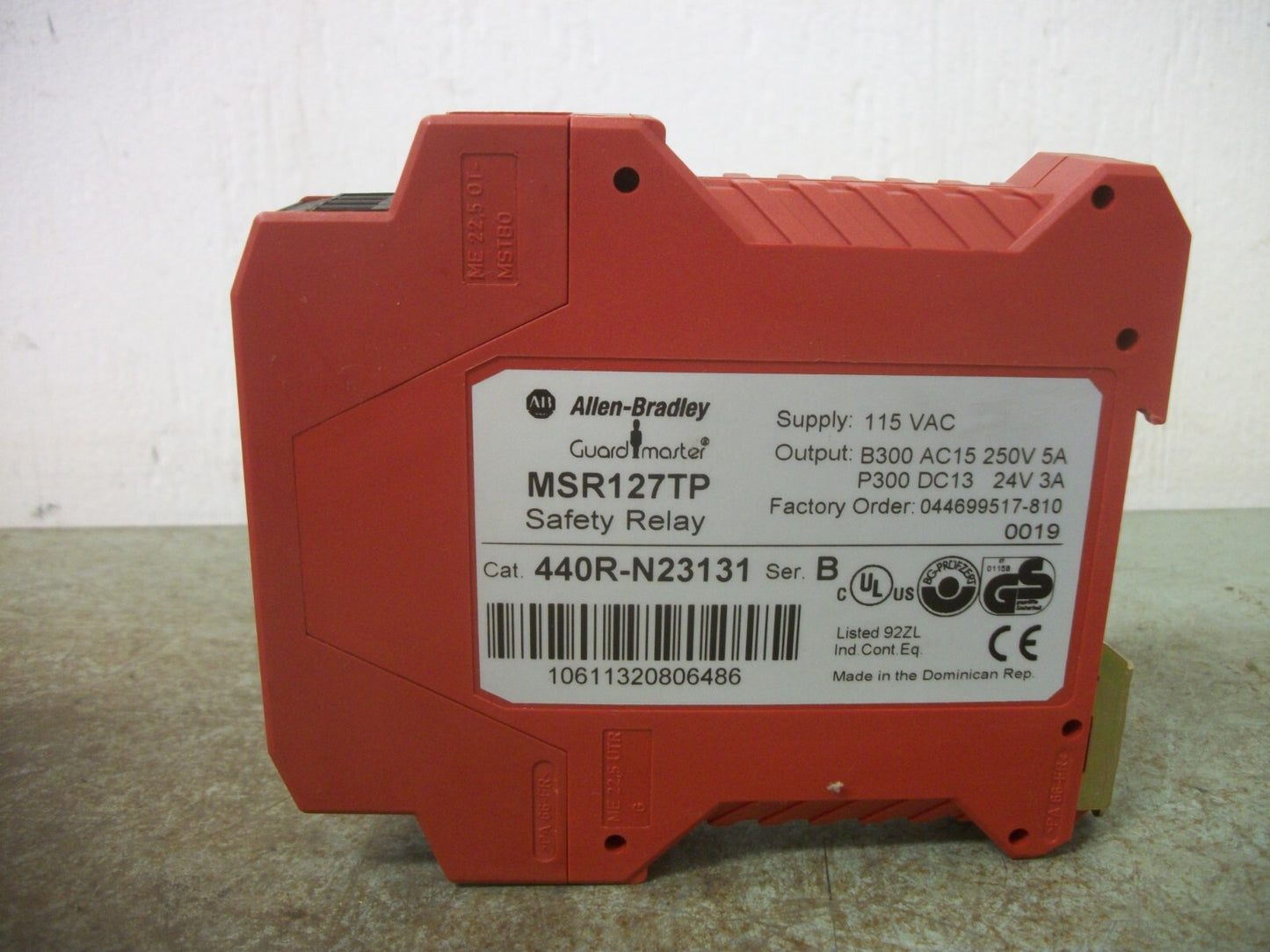 ALLEN-BRADLEY GUARDMASTER MSR127TP SAFETY RELAY 440R-N23131