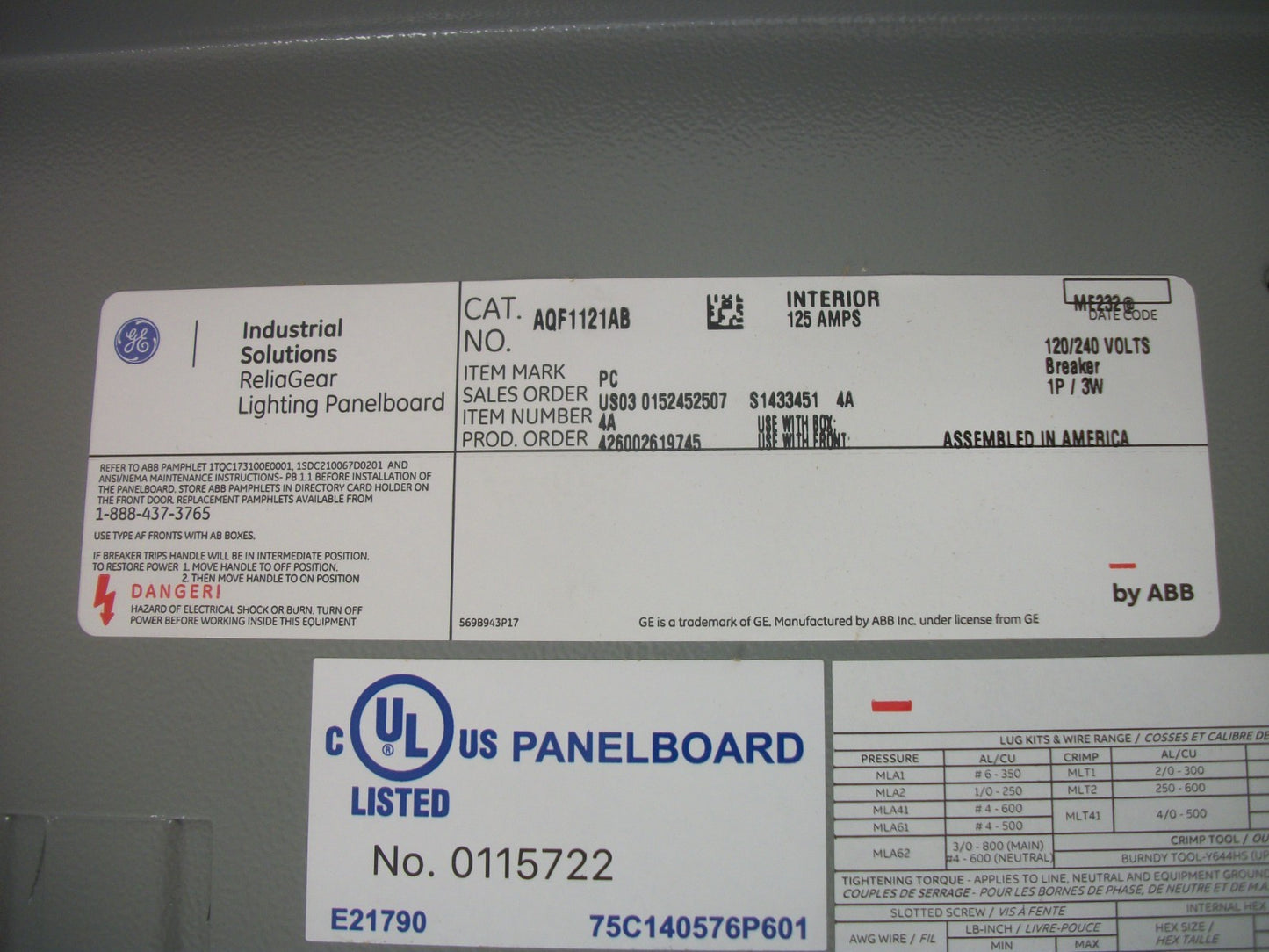 GE RELIAGEAR LIGHTING PANELBOARD INTERIOR AQF1121AB 125A 120/240V 1PH 40A MAIN