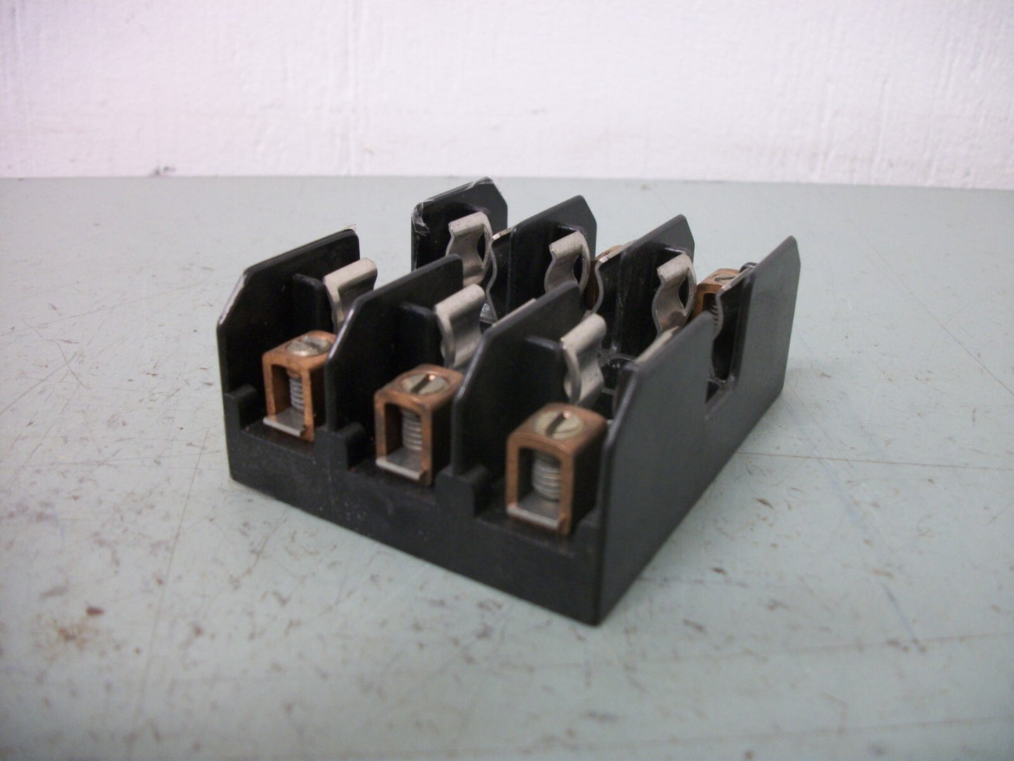 BUSSMANN FUSEHOLDER BM6033B 30AMP 600VOLT 3POLE