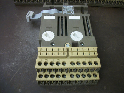 SIEMENS LOT OF 7 SIMATIC S5 BUS MODULES 6ES5700-8MA11