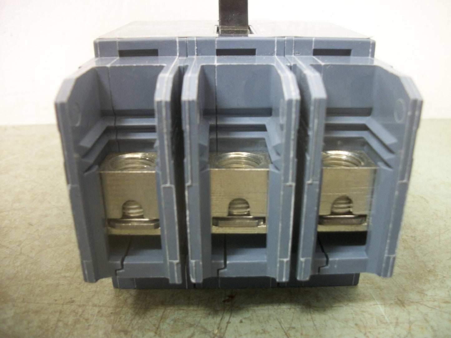 SIEMENS BQD CIRCUIT BREAKER BQD330 30AMP 480VOLT 3POLE NOB