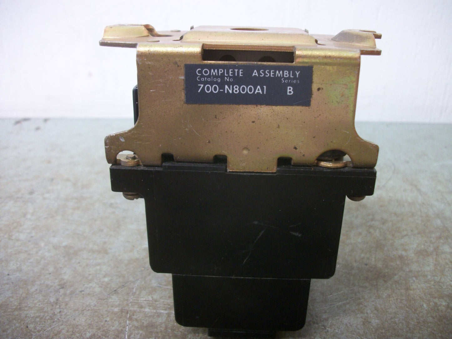ALLEN-BRADLEY AC CONTROL RELAY SERIES B 700-N800A1 120VCOIL