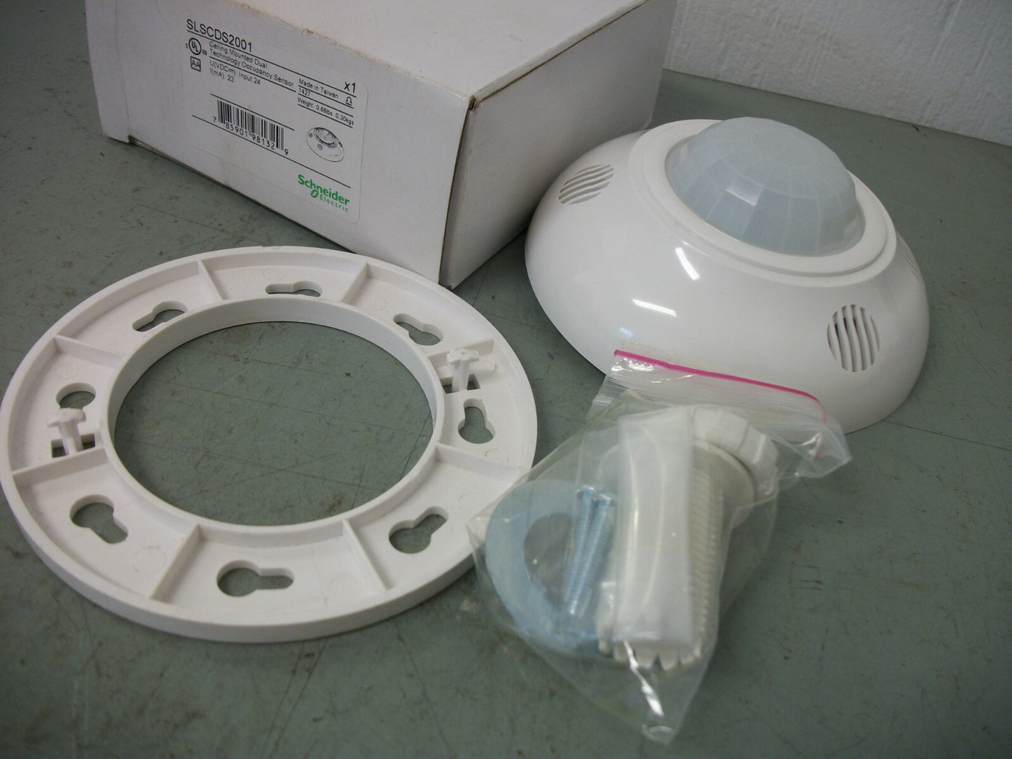 SQUARE D CEILING MOUNTED DUAL OCCUPANCY SENSOR SLSCDS2001 NIB