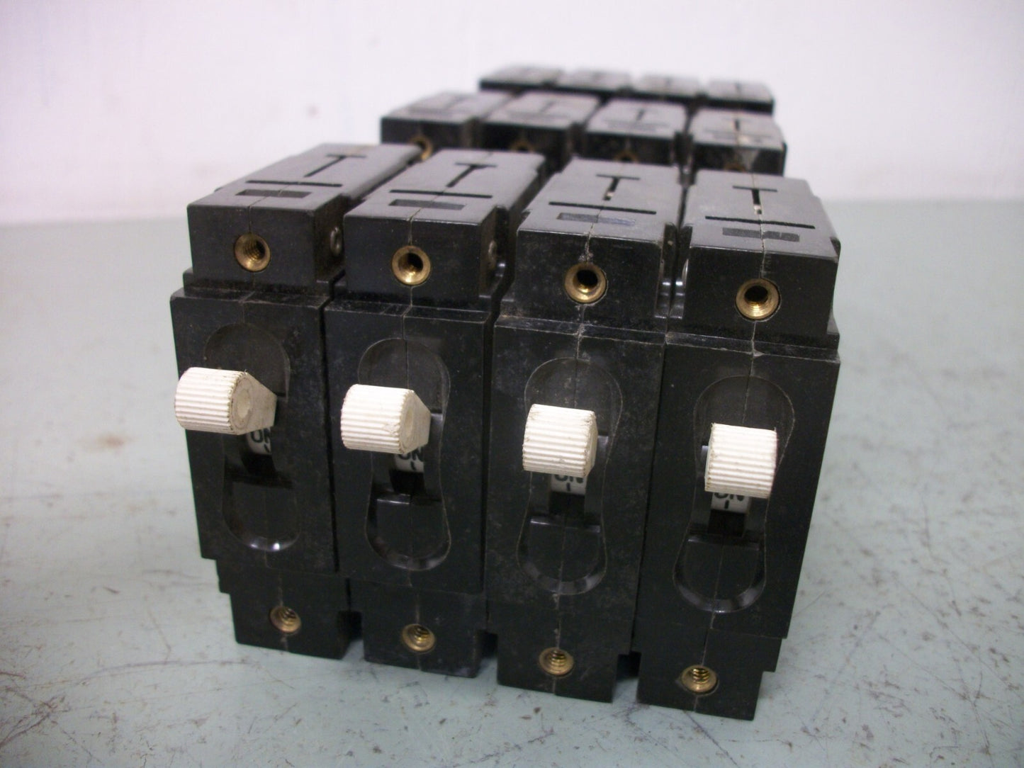 CARLINGSWITCH LOT OF 12 CIRCUIT BREAKERS CA1-X0-02-012-111-C 50AMP 277VOLT 1POLE