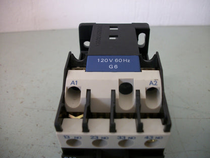 TELEMECANIQUE CONTROL RELAY CA2DN40G6 10AMP 120VCOIL NOB