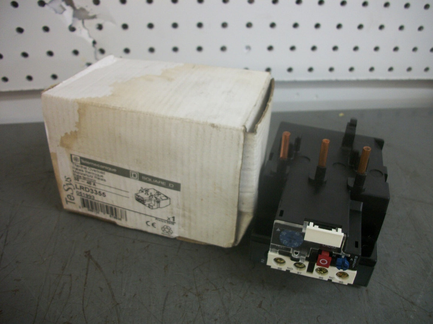 TELEMECANIQUE THERMAL OVERLOAD RELAY LRD3355 LRD3355 30-40AMP NIB