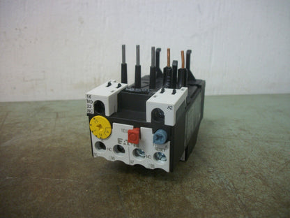 CUTLER-HAMMER ZB12-2,4 THERMAL OVERLOAD RELAY XTOB2P4BC1 1.6-2.4AMP