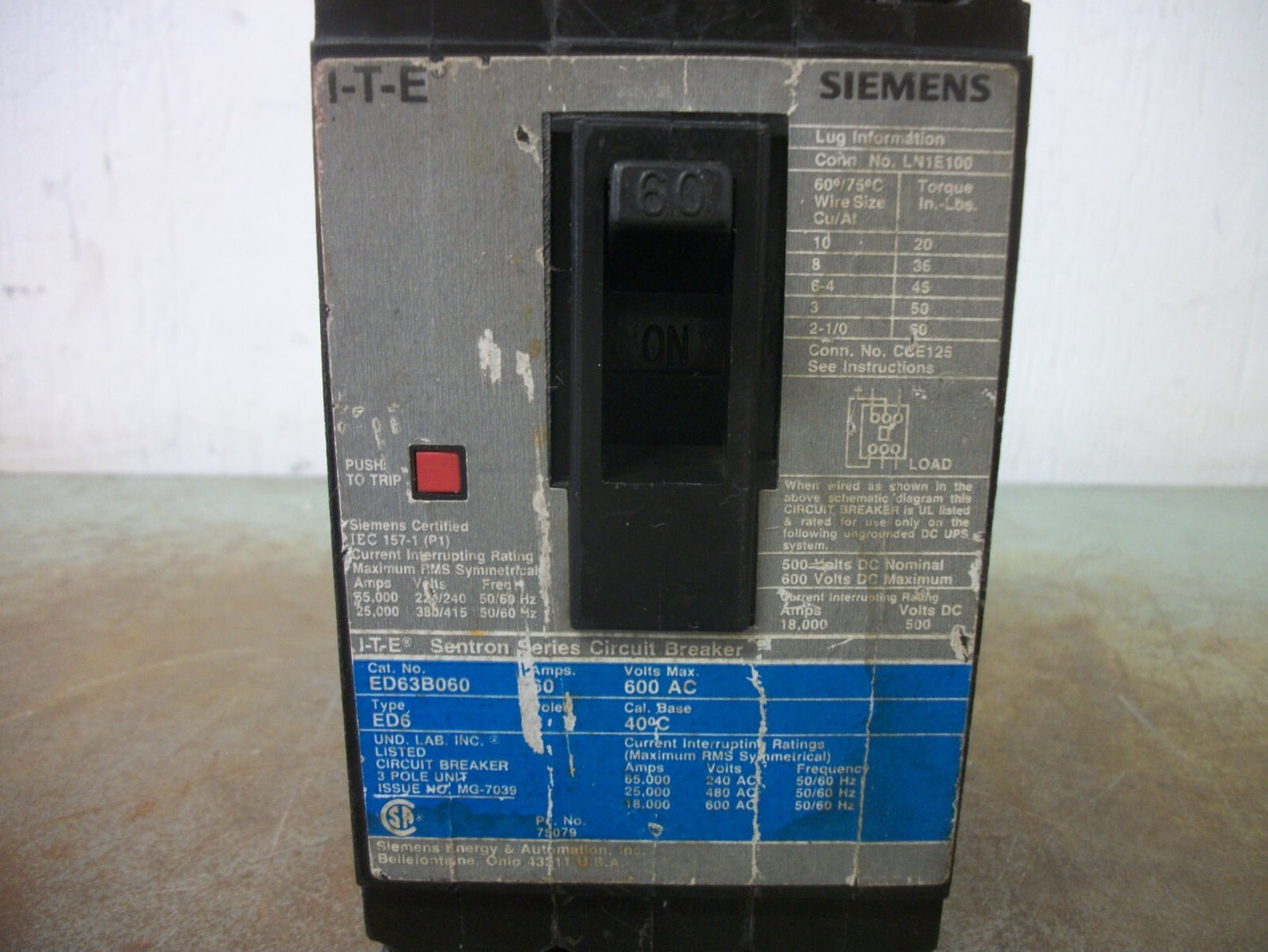 SIEMENS SENTRON ED6 CIRCUIT BREAKER ED63B060 60AMP 600VOLT 3POLE