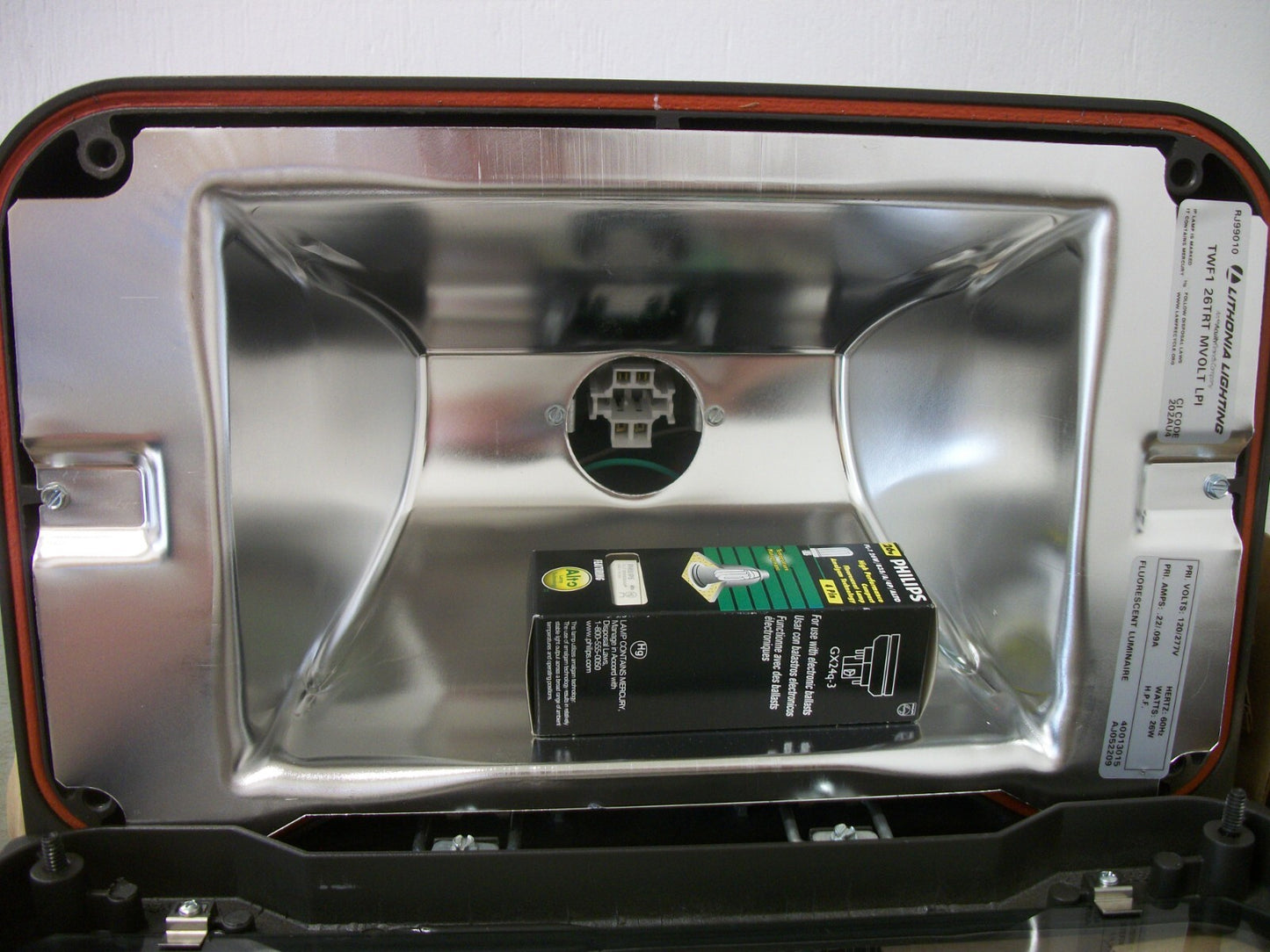 LITHONIA LIGHTING LUMINAIRE TWF1 26TRT MVOLT LPI NOB