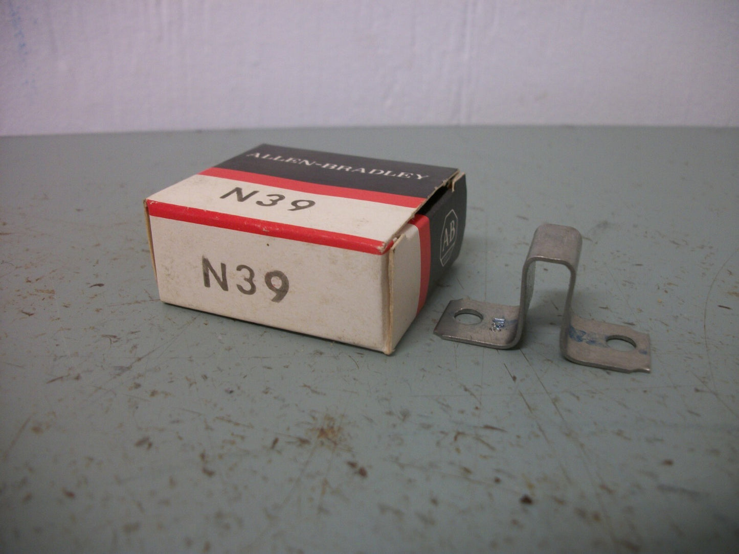 ALLEN-BRADLEY OVERLOAD RELAY THERMAL HEATER N39 NIB