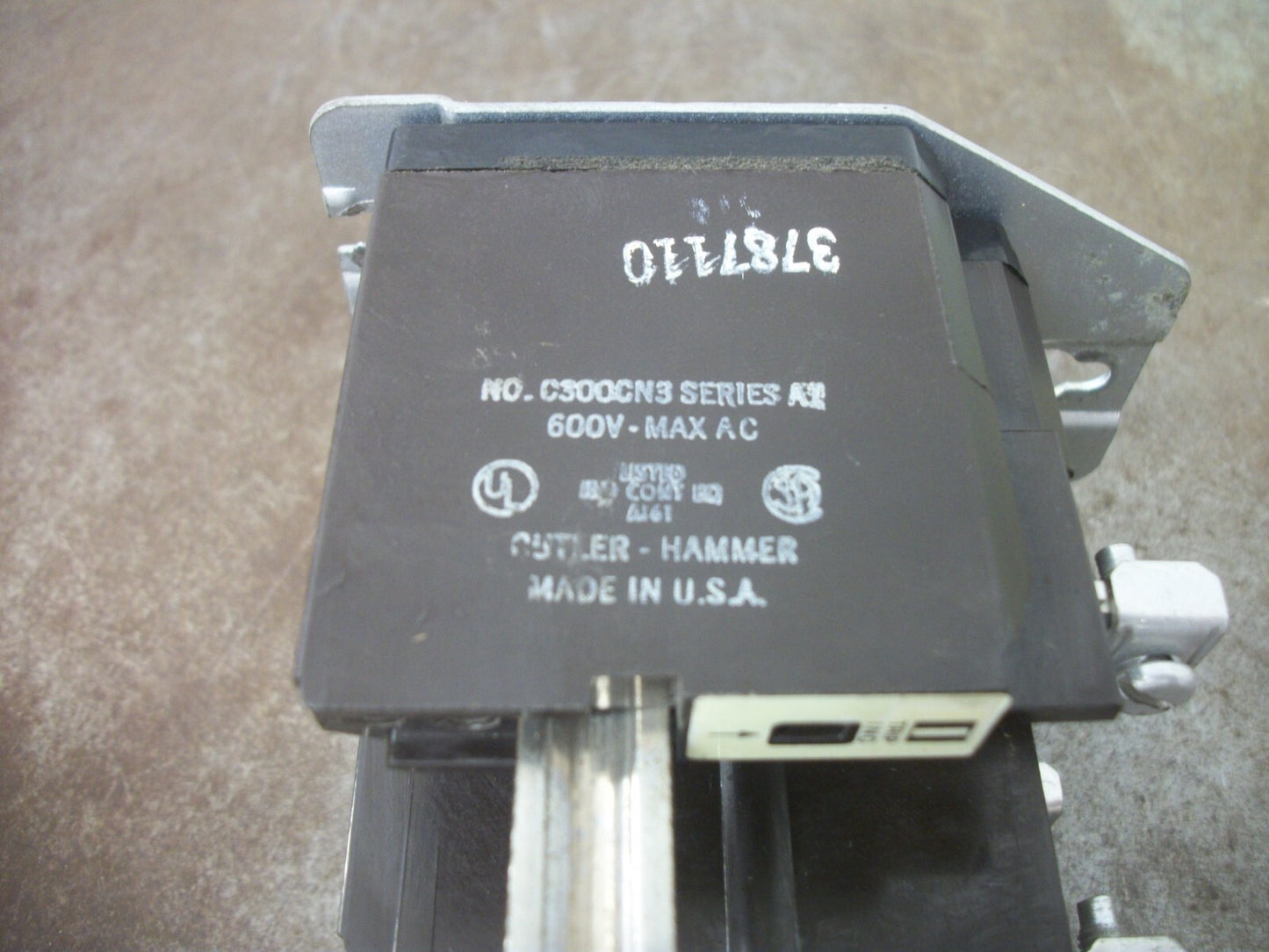 CUTLER-HAMMER THERMAL OVERLOAD RELAY C300CN3 600VOLT 3POLE NO EXTENDED HANDLE