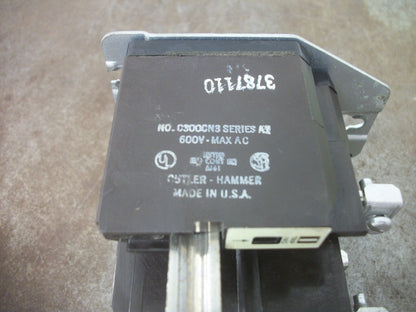 CUTLER-HAMMER THERMAL OVERLOAD RELAY C300CN3 600VOLT 3POLE NO EXTENDED HANDLE