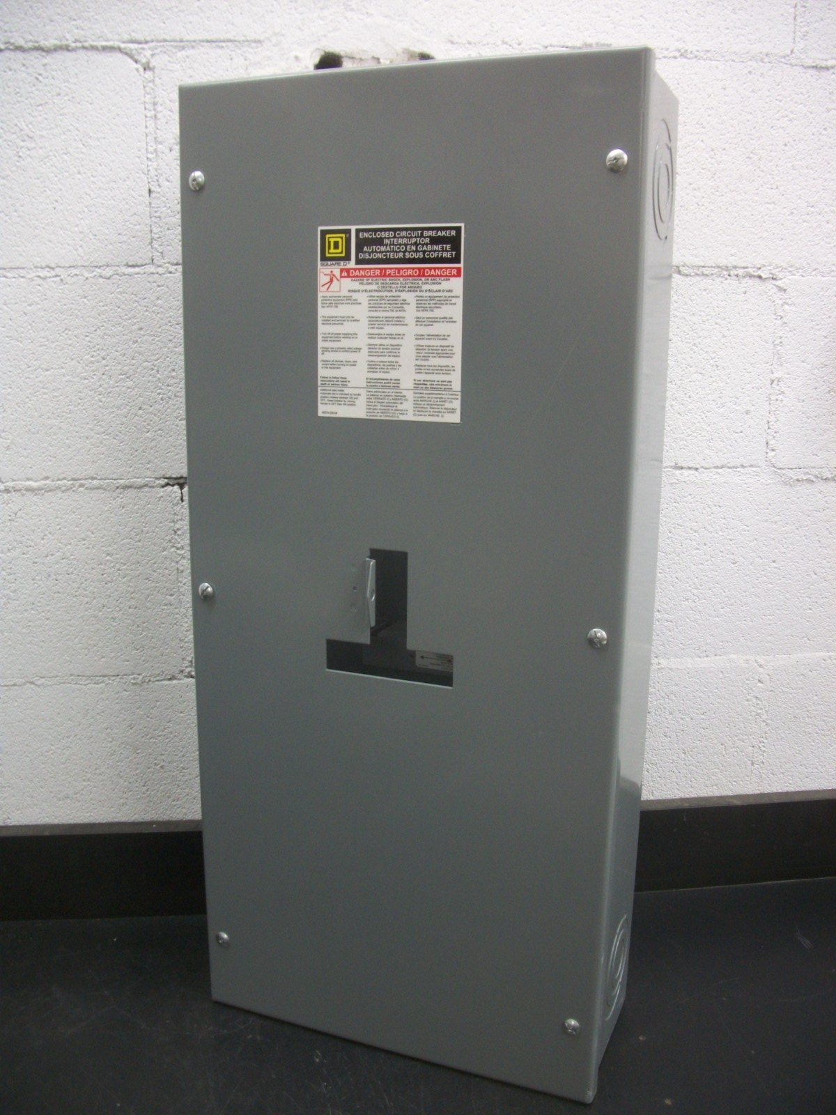 SQUARE D CIRCUIT BREAKER ENCLOSURE J250S 250AMP 600VOLT