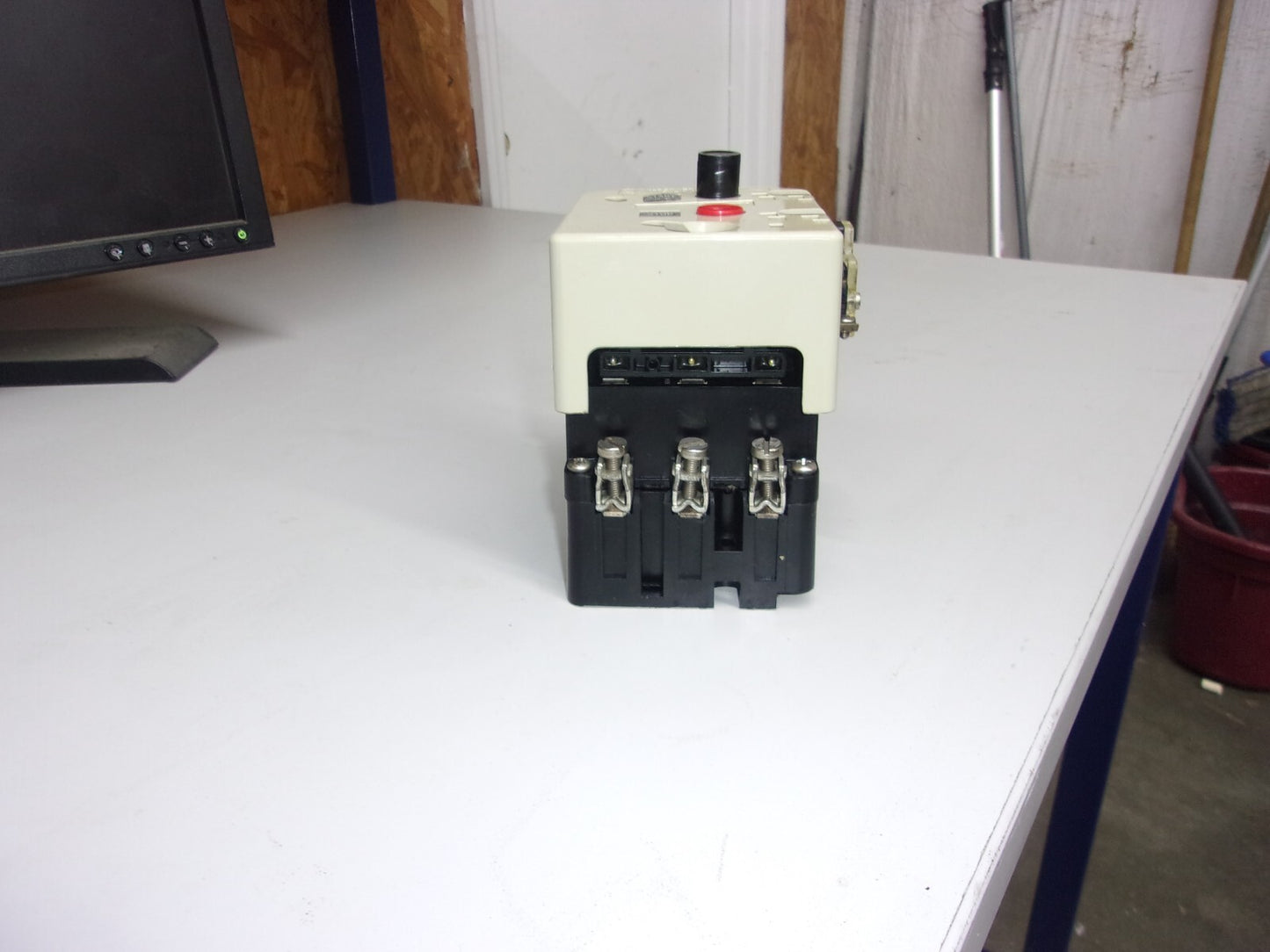 KLOCKNER-MOELLER MANUAL MOTOR STARTER PKZM3-25-U-NA 14-24AMP