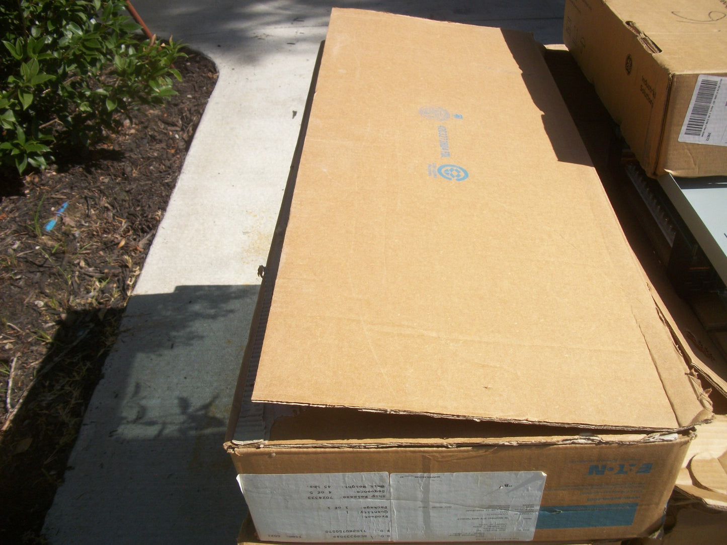 CUTLER-HAMMER PRL1A PANELBOARD INTERIOR EZB2048R 225A 208Y/120V 3PH 225A MAIN