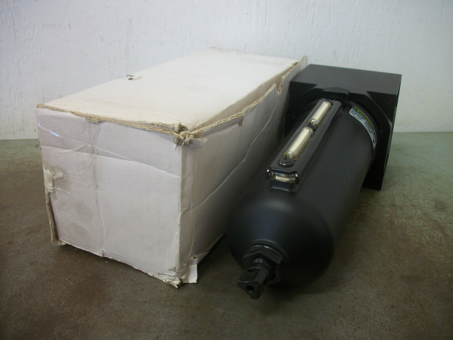 PARKER 1" COMPRESSED PNEUMATIC AIR FILTER P3NFA98GSM 250PSI 17BAR NIB