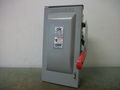 SIEMENS DISCONNECT TYPE 3R HF221NR 30AMP 240VOLT 2POLE FUSIBLE NOB