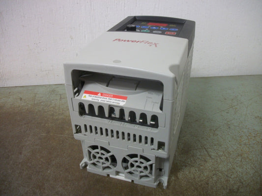 ALLEN-BRADLEY POWERFLEX 4 5HP AC DRIVE 22A-B017N104 230VOLT 3PH 17.5AMP