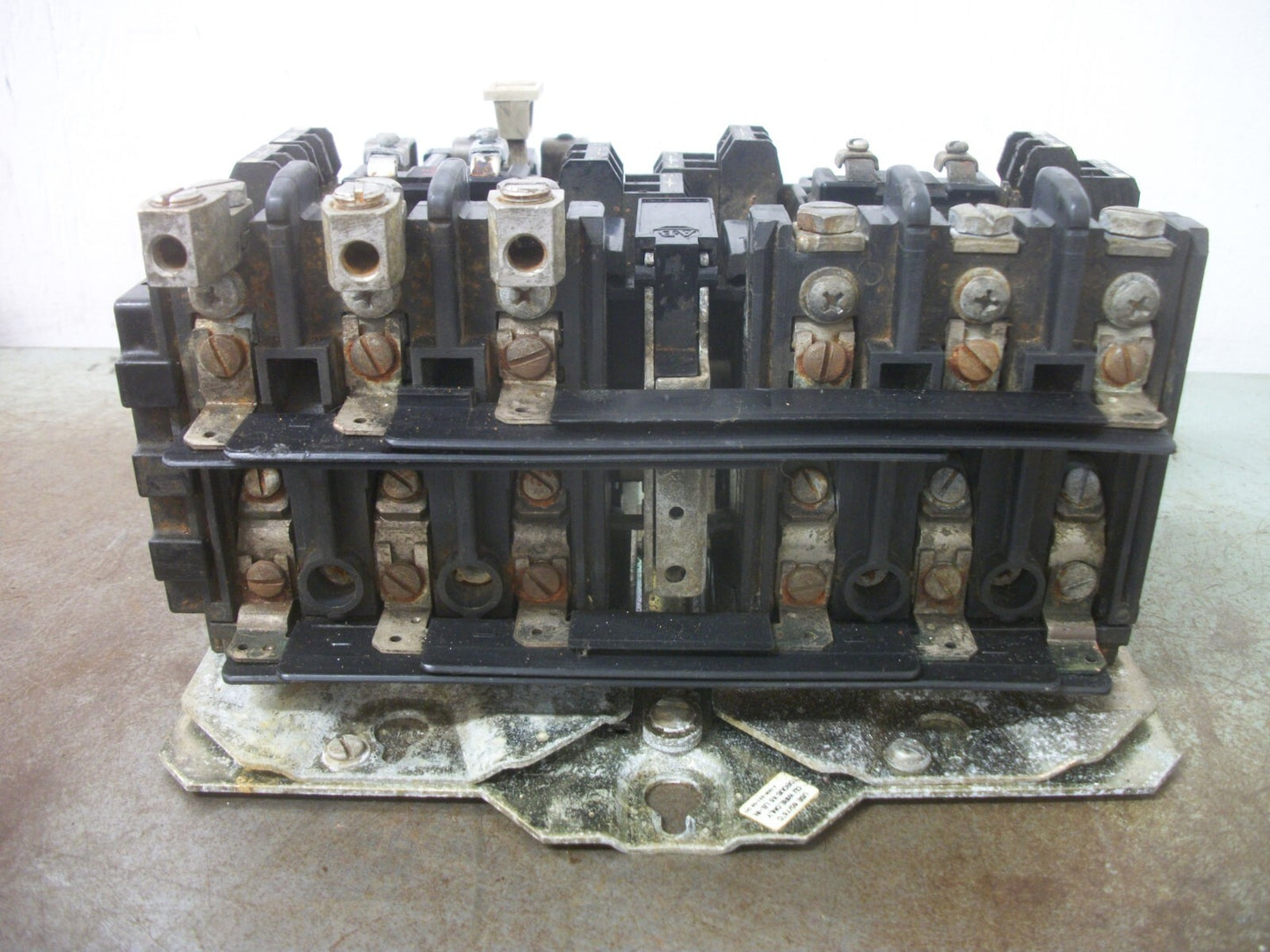 ALLEN-BRADLEY SIZE 2 REV MOTOR STARTER 505-COD 45AMP 120VCOIL 3PH 600V 25HP