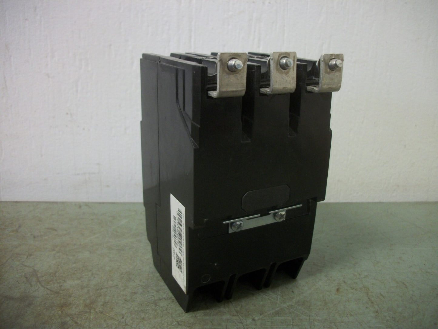 GE TEY CIRCUIT BREAKER TEY360 60AMP 480VOLT 3POLE
