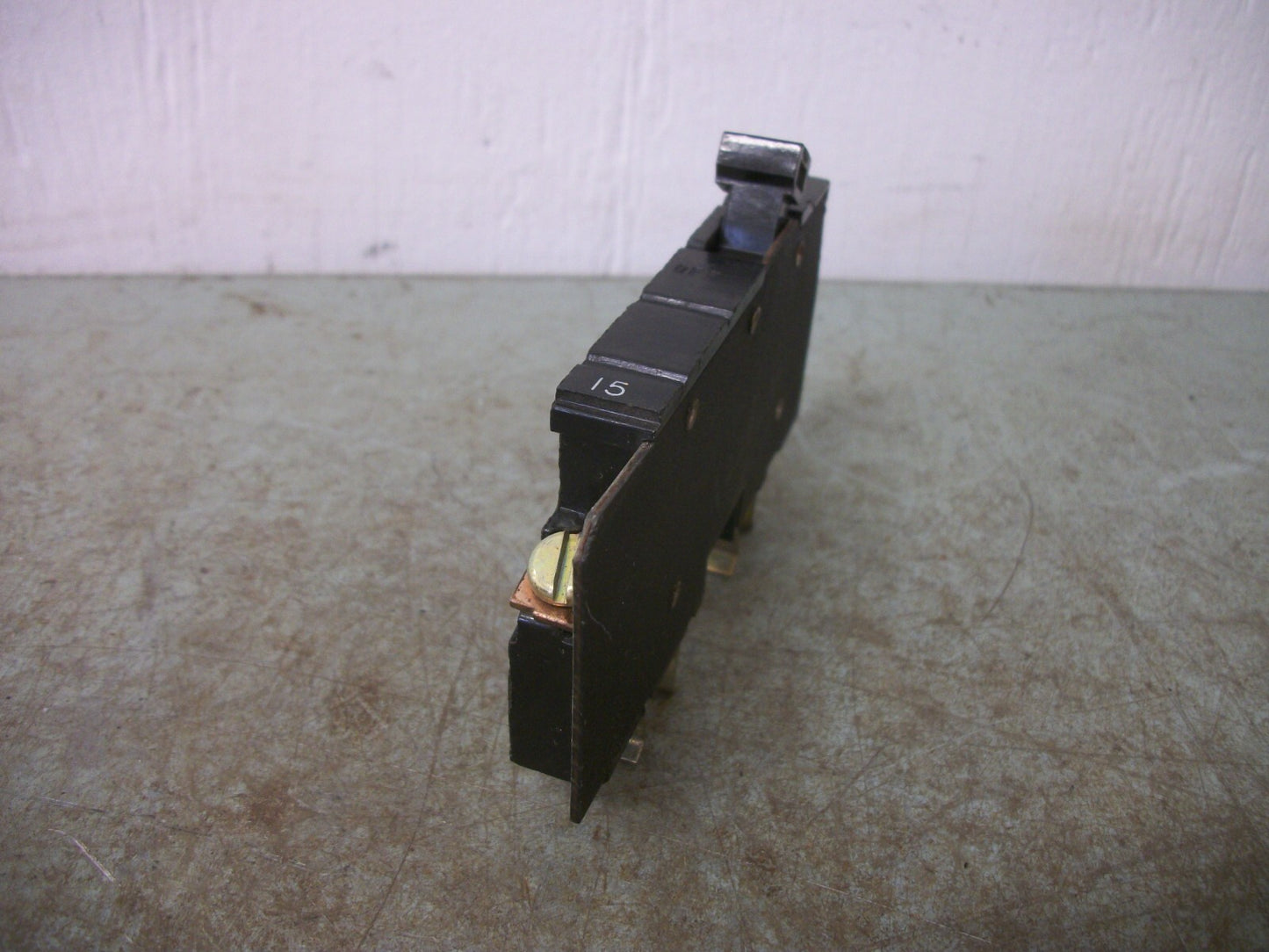 SQUARE D XO CIRCUIT BREAKER XO115 15AMP 120VOLT 1POLE