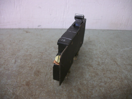 SQUARE D XO CIRCUIT BREAKER XO115 15AMP 120VOLT 1POLE