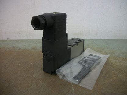 SMC PNEUMATIC SOLENOID VALVE VFS2110-5DZ-X34 0.1-1MPa 21-26VCOIL NOB