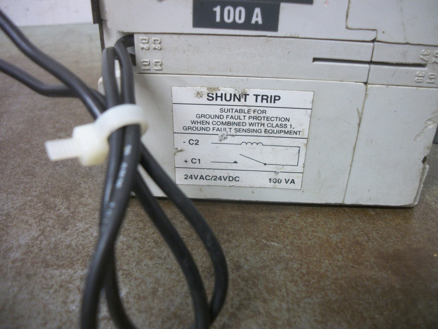 ABB SACE S3 S3N CIRCUIT BREAKER 100AMP 600VOLT 3POLE SHUNT AUX