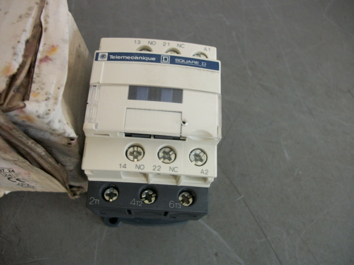 TELEMECANIQUE CONTACTOR LC1D18B7 32AMP 24VCOIL 3PH 600V 15HP NIB