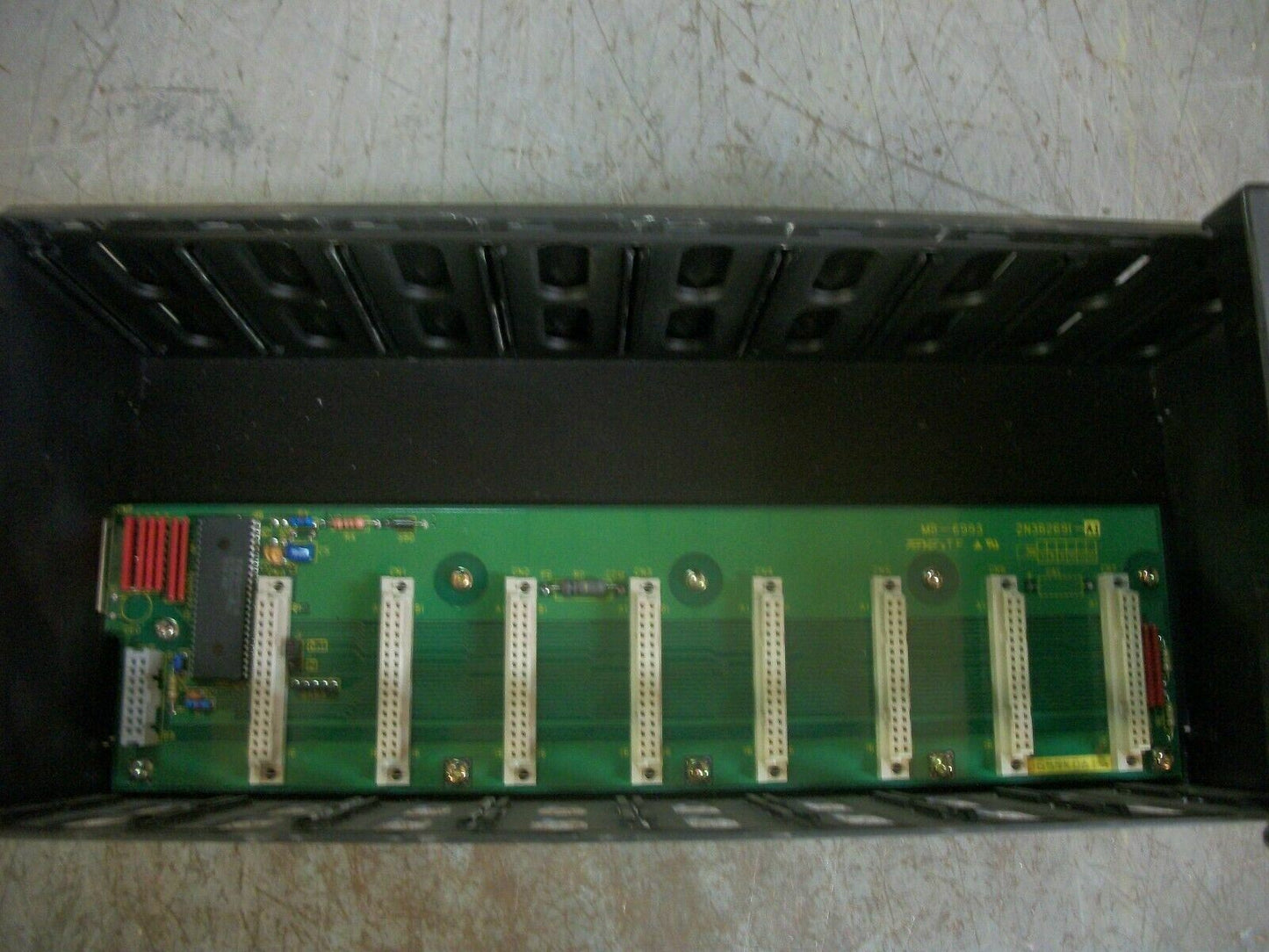 TOSHIBA 9-SLOT PLC RACK EX10*UBB2
