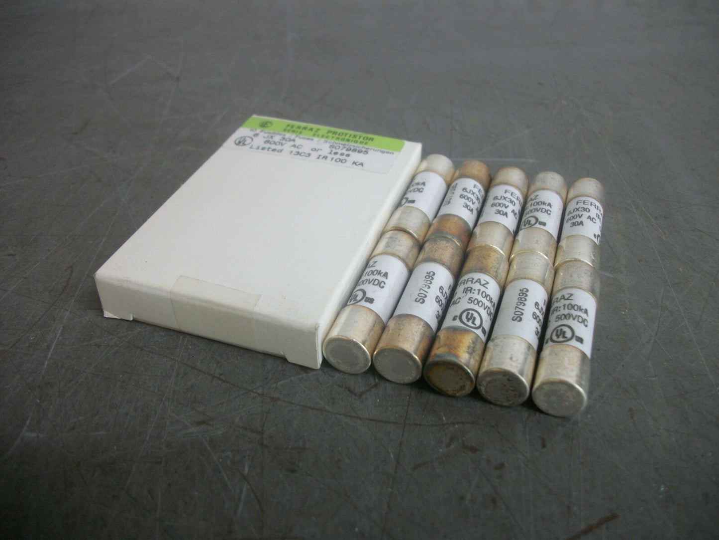 FERRAZ-SHAWMUT BOX OF 10 PROTISTOR FUSES JX30 30AMP 600VOLT NIB