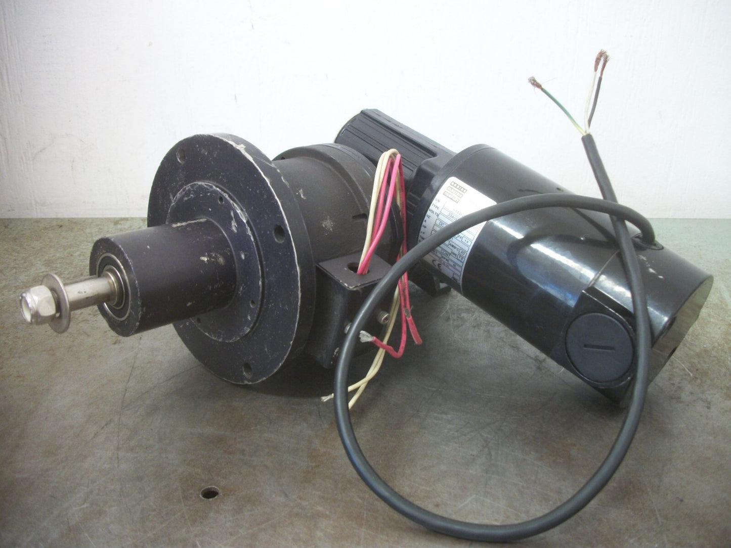 BODINE 1/8HP 40:1 RATIO DC GEARMOTOR 33A5BEPM-5F 130VDC 62RPM